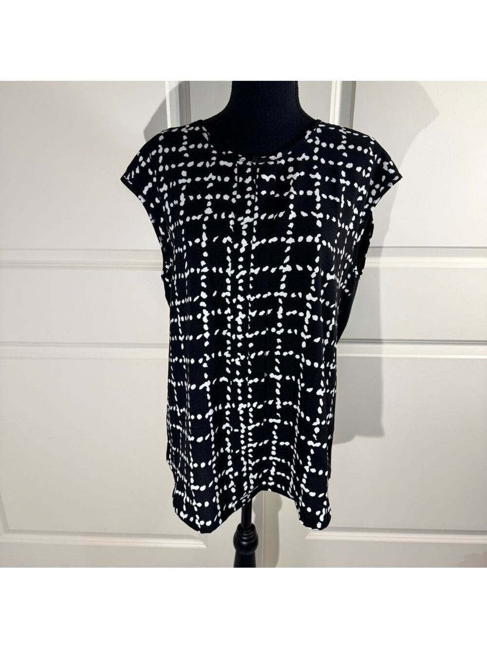 Ann Taylor Black Top with White Dot Grid Print Large